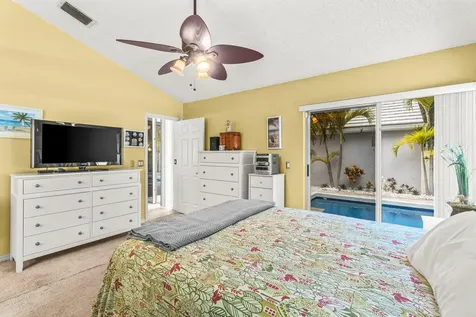 25 Wyndham Lane Palm Beach Gardens FL 33418