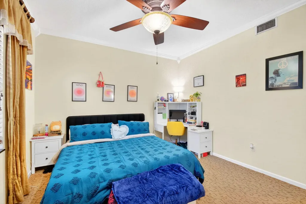 1610 Presidential Way West Palm Beach FL 33401