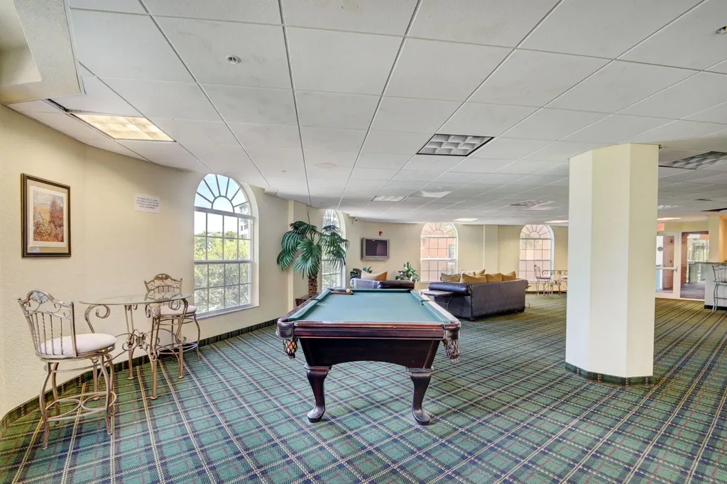 1610 Presidential Way West Palm Beach FL 33401