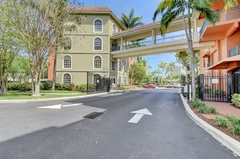 1610 Presidential Way West Palm Beach FL 33401