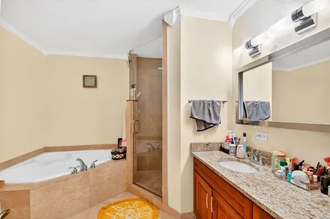 1610 Presidential Way West Palm Beach FL 33401