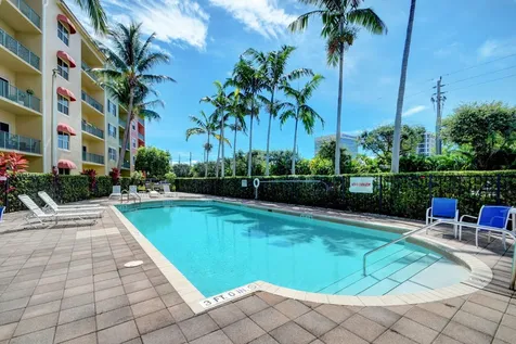 1610 Presidential Way West Palm Beach FL 33401