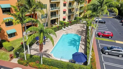 1610 Presidential Way West Palm Beach FL 33401