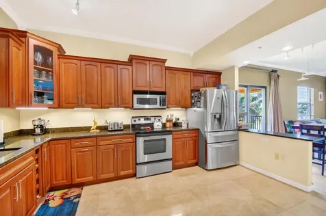 1610 Presidential Way West Palm Beach FL 33401