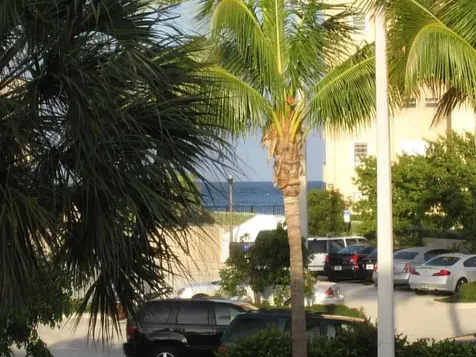 1481 S Ocean Boulevard Lauderdale By The Sea FL 33062