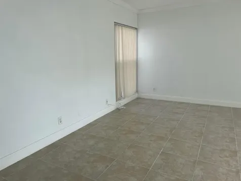 1481 S Ocean Boulevard Lauderdale By The Sea FL 33062