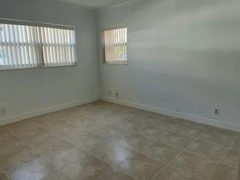 1481 S Ocean Boulevard Lauderdale By The Sea FL 33062