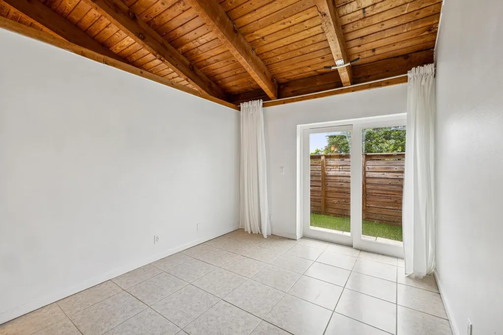 410 SE 13th Street Fort Lauderdale FL 33316
