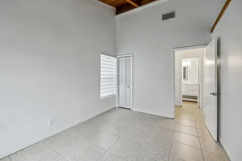 410 SE 13th Street Fort Lauderdale FL 33316