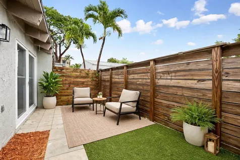 410 SE 13th Street Fort Lauderdale FL 33316
