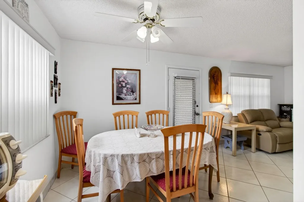 190 Piedmont D Delray Beach FL 33484