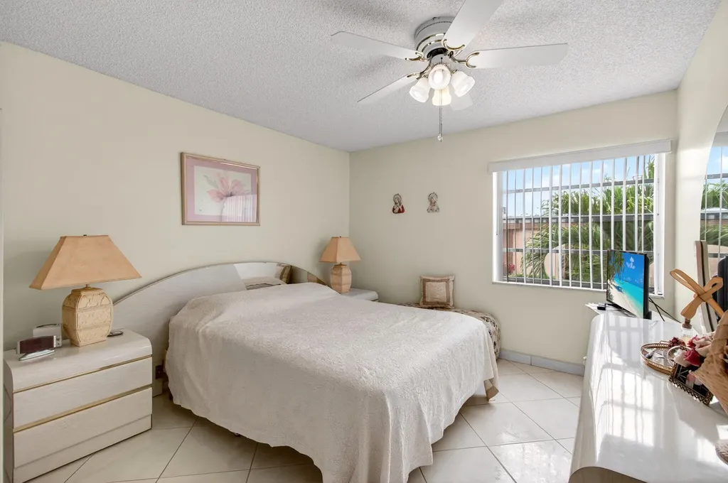 190 Piedmont D Delray Beach FL 33484