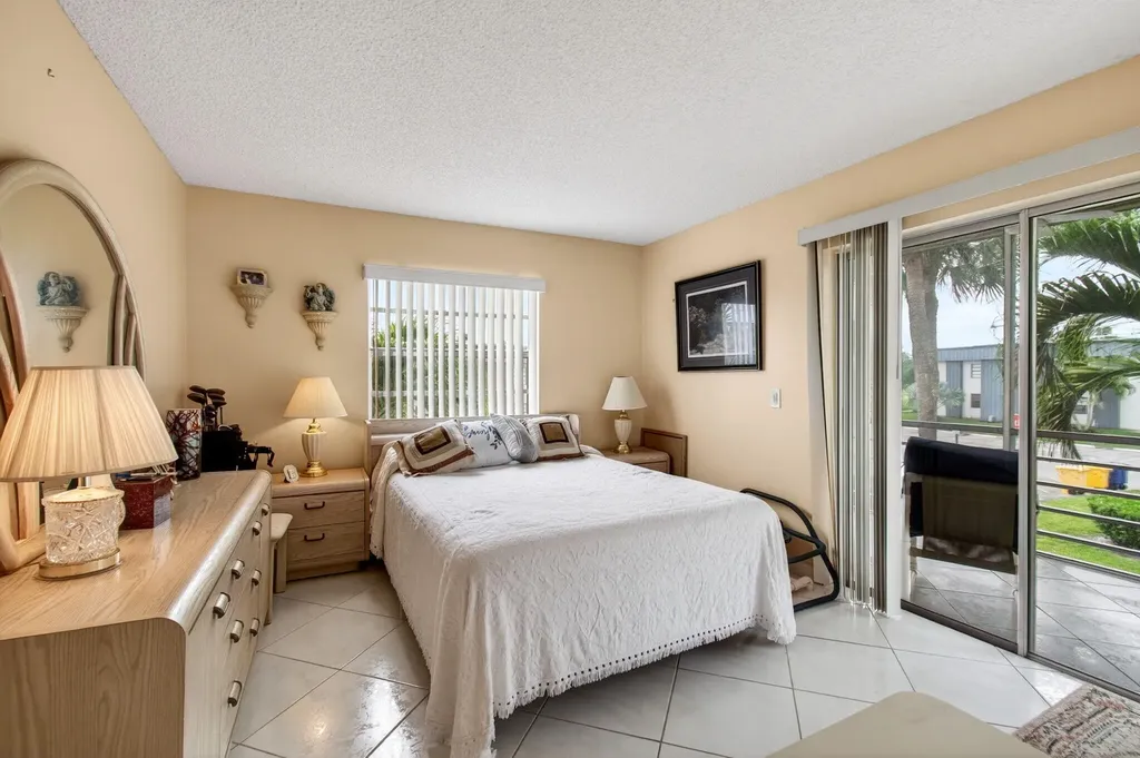 190 Piedmont D Delray Beach FL 33484