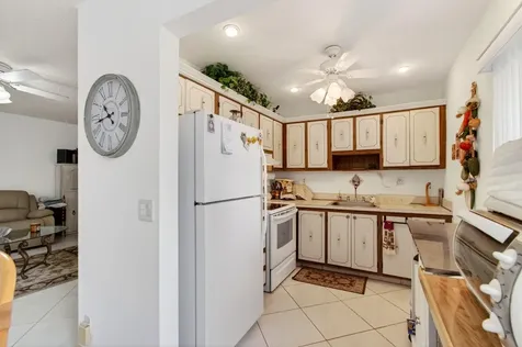 190 Piedmont D Delray Beach FL 33484