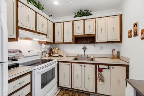 190 Piedmont D Delray Beach FL 33484