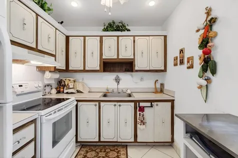 190 Piedmont D Delray Beach FL 33484
