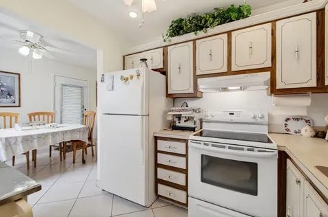 190 Piedmont D Delray Beach FL 33484
