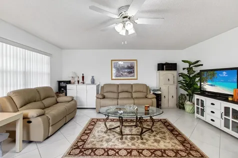 190 Piedmont D Delray Beach FL 33484