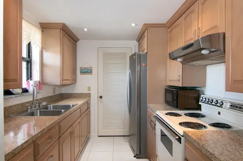 890 N Federal Highway Lantana FL 33462