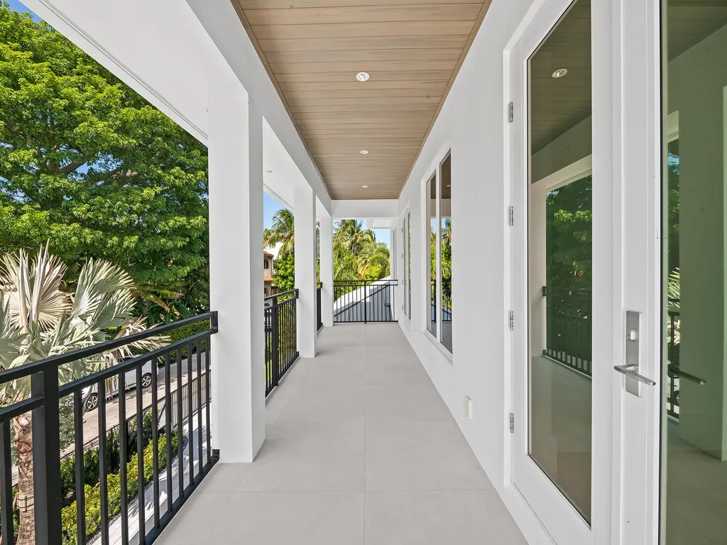 1822 SE 9th Street Fort Lauderdale FL 33316