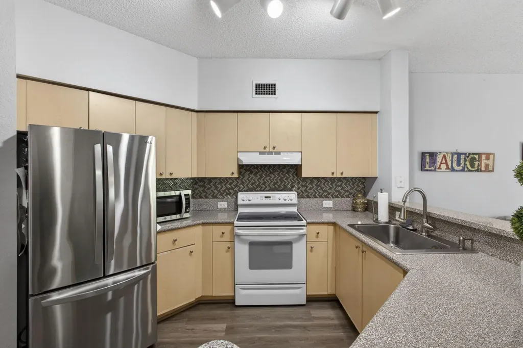 310 Crestwood Circle Royal Palm Beach FL 33411
