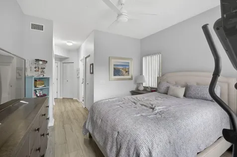 310 Crestwood Circle Royal Palm Beach FL 33411