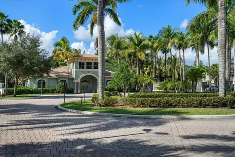 310 Crestwood Circle Royal Palm Beach FL 33411