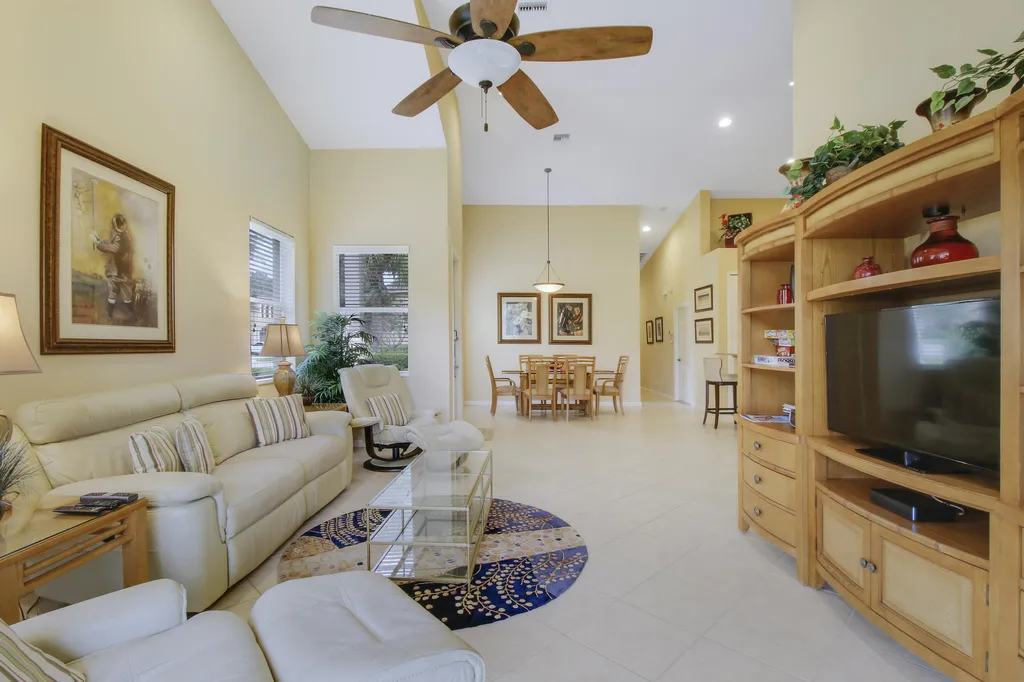 9015 Sand Shot Way Port St Lucie FL 34986