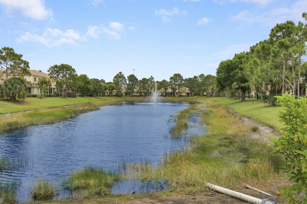 9015 Sand Shot Way Port St Lucie FL 34986