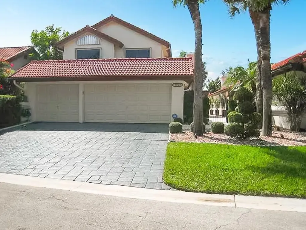 21723 Club Villa Terrace Boca Raton FL 33433