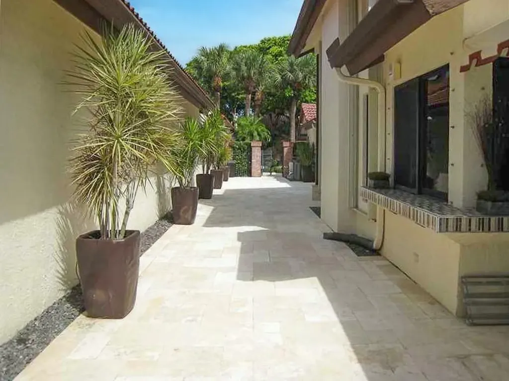 21723 Club Villa Terrace Boca Raton FL 33433