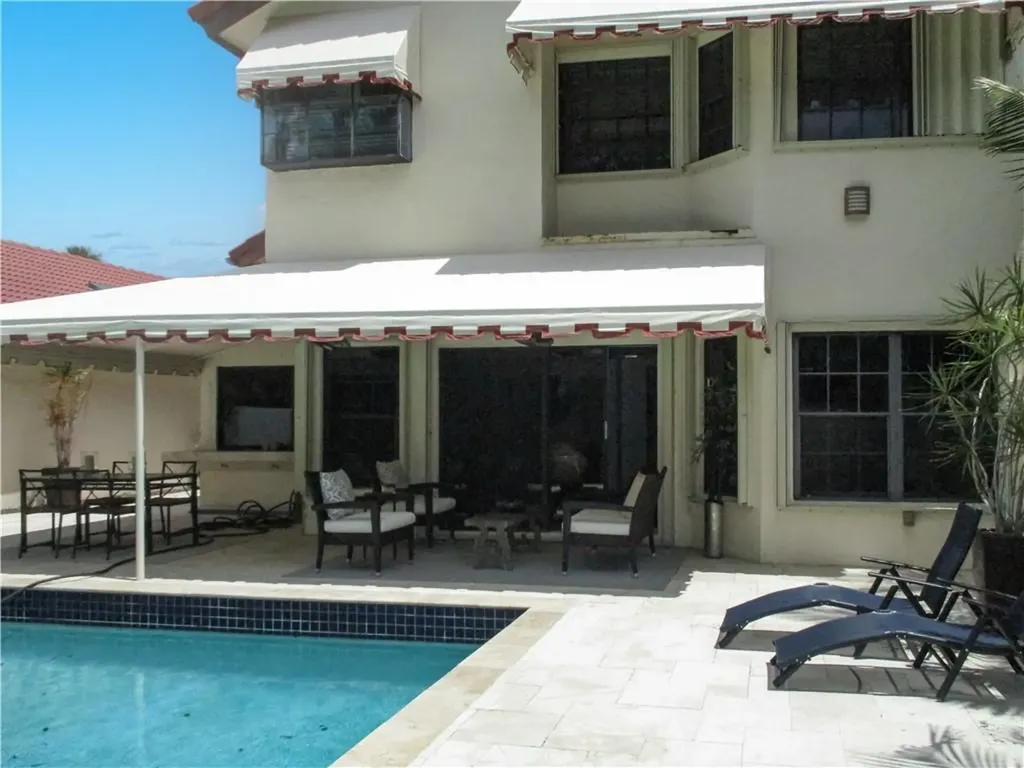 21723 Club Villa Terrace Boca Raton FL 33433
