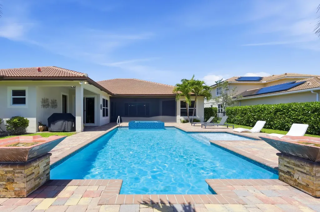 337 Rudder Cay Way Jupiter FL 33458