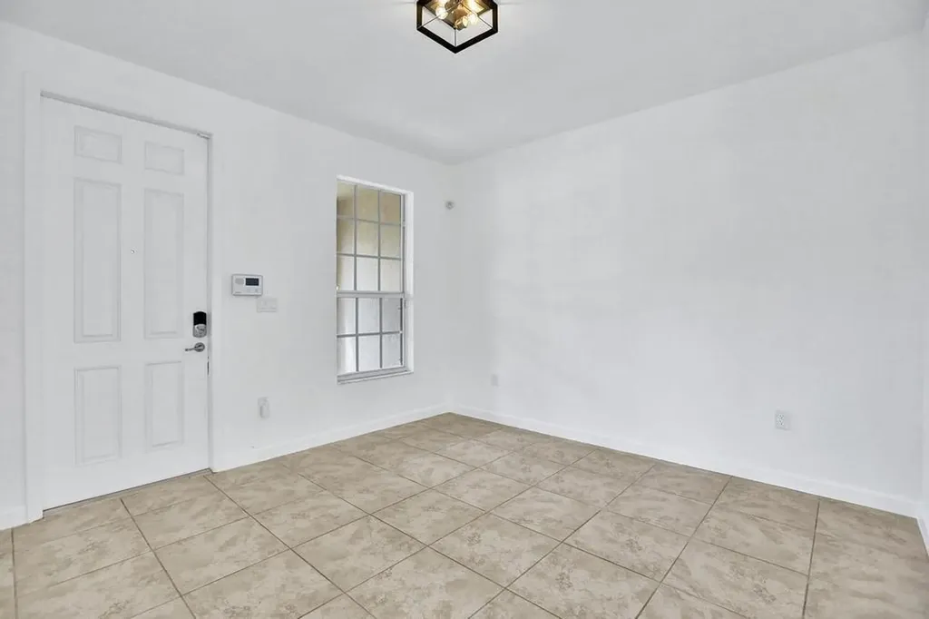 9081 SW 169th Path Miami FL 33196