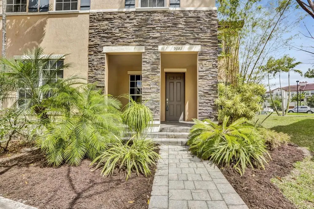 9081 SW 169th Path Miami FL 33196