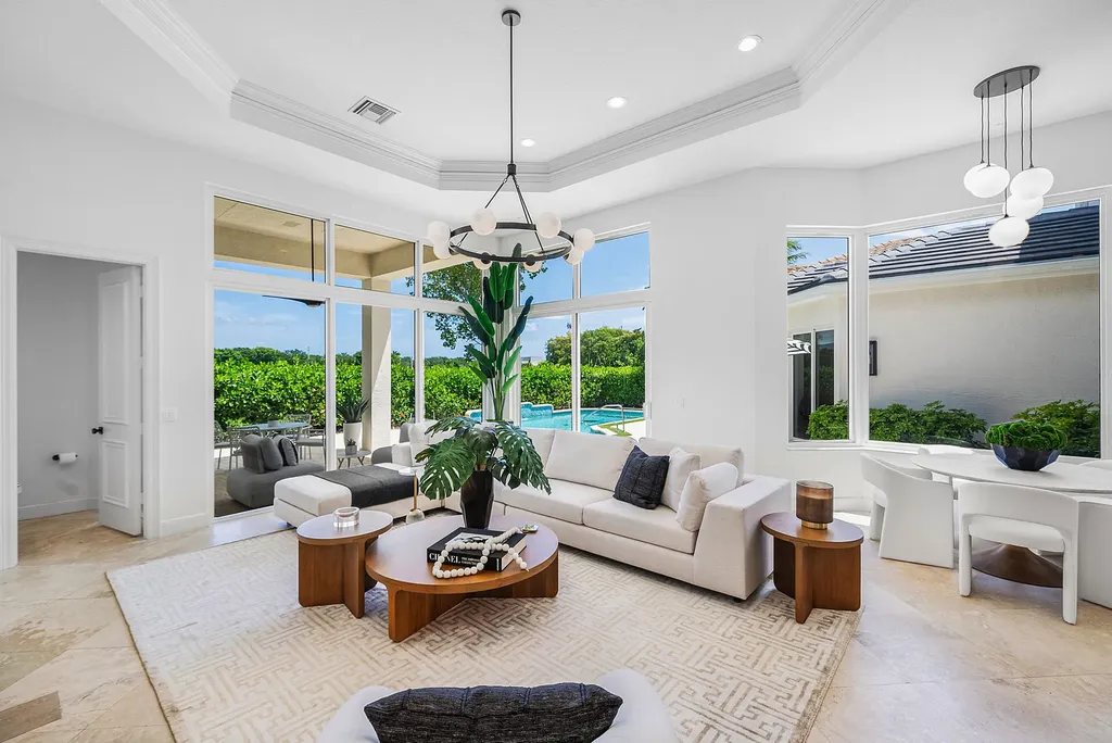 16032 Bristol Isle Way Delray Beach FL 33446