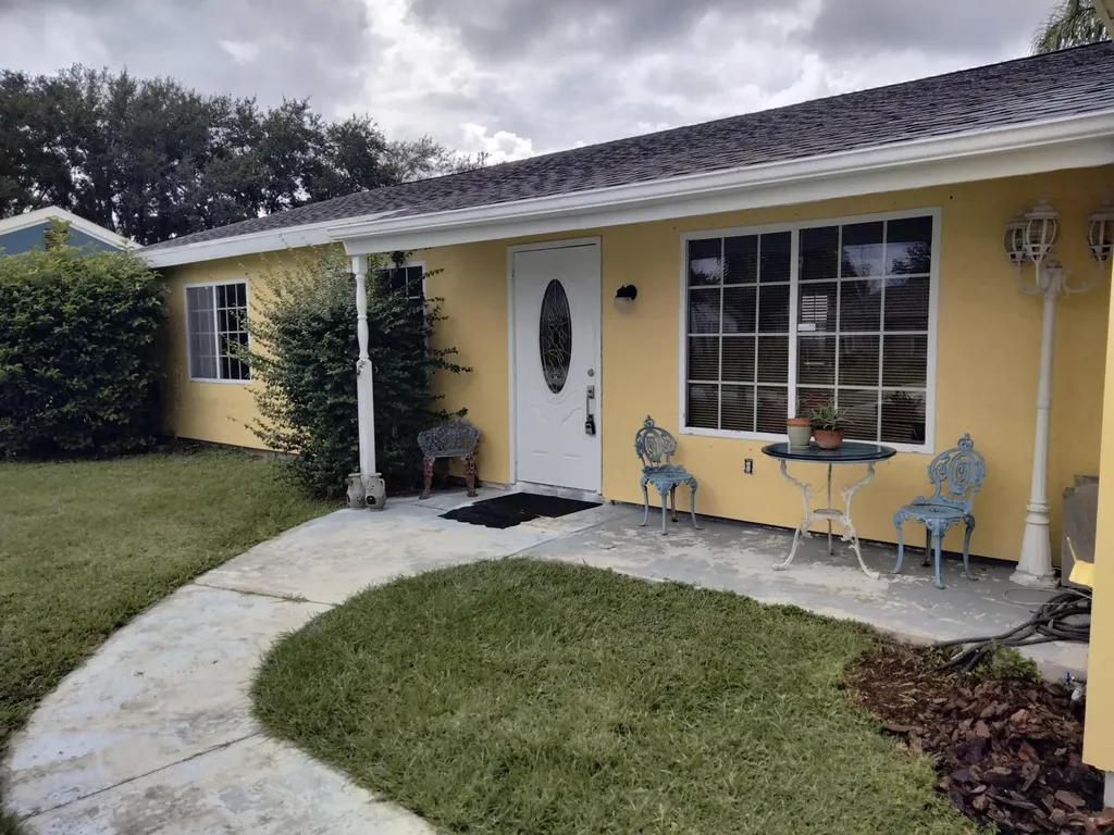 2342 SE Midtown Road Port St Lucie FL 34952
