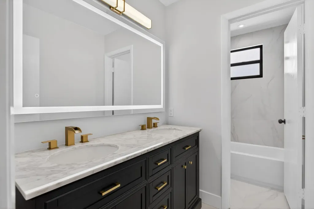 173 Cameron Drive Weston FL 33326