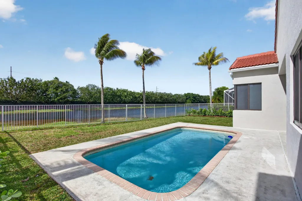173 Cameron Drive Weston FL 33326
