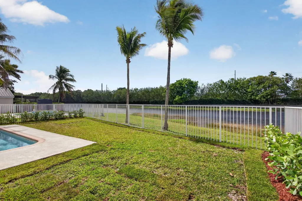 173 Cameron Drive Weston FL 33326
