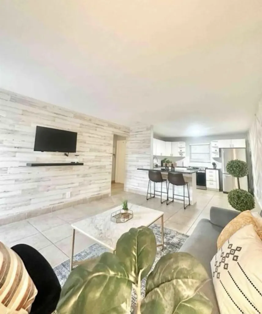 1501 N Federal Highway Lake Worth Beach FL 33460
