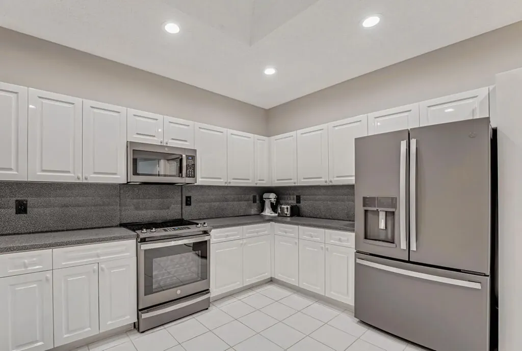 9998 Seacrest Circle Boynton Beach FL 33437
