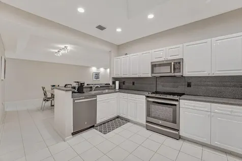 9998 Seacrest Circle Boynton Beach FL 33437