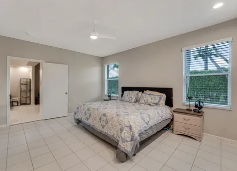 9998 Seacrest Circle Boynton Beach FL 33437