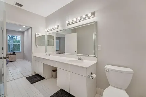 9998 Seacrest Circle Boynton Beach FL 33437
