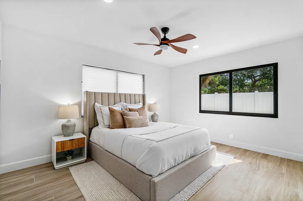 3527 SW 23rd Street Delray Beach FL 33445