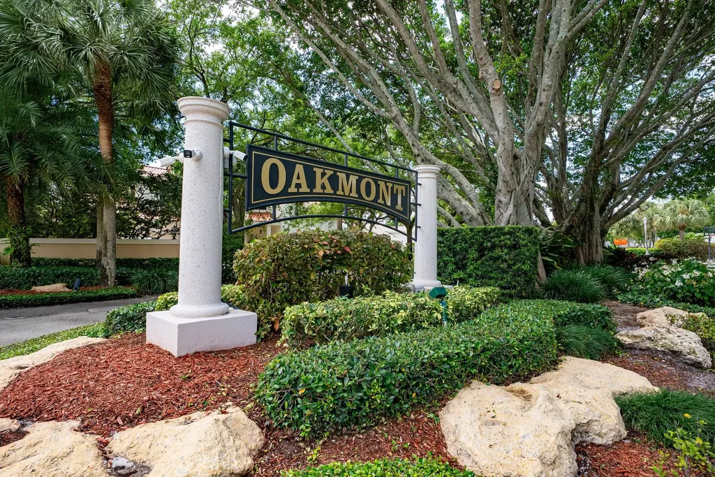 3527 SW 23rd Street Delray Beach FL 33445