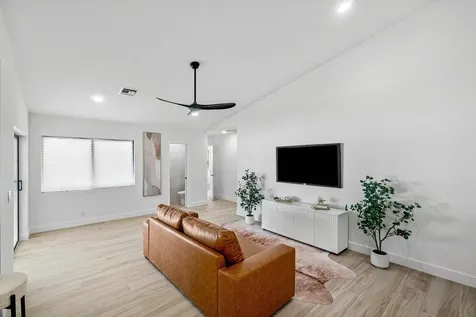 3527 SW 23rd Street Delray Beach FL 33445