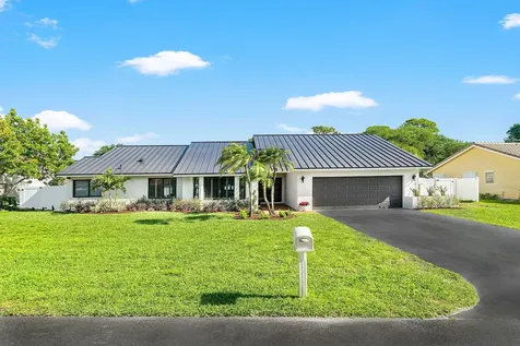 3527 SW 23rd Street Delray Beach FL 33445