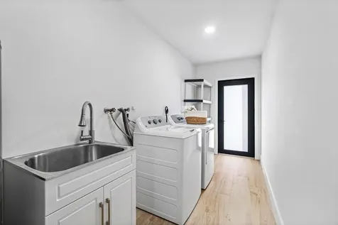 3527 SW 23rd Street Delray Beach FL 33445